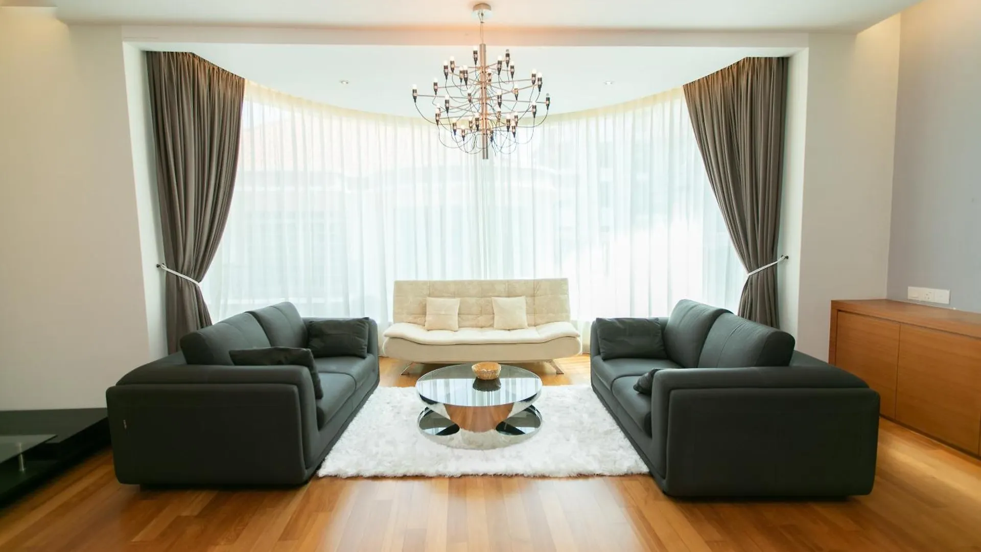 Tanjung Bungah 5Br 18 Bungalow Ktv Malaysia