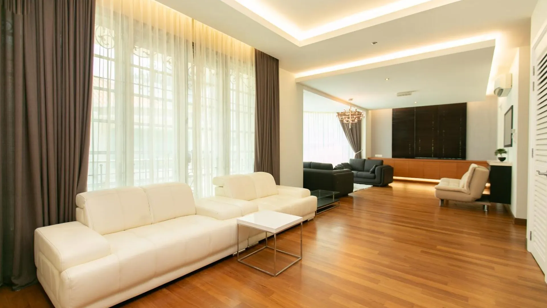 Tanjung Bungah 5Br 18 Bungalow Ktv Villa
