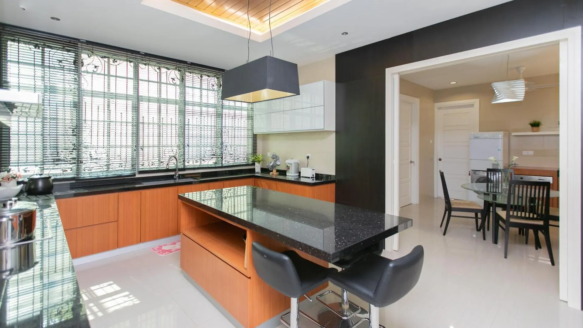 Tanjung Bungah 5Br 18 Bungalow Ktv