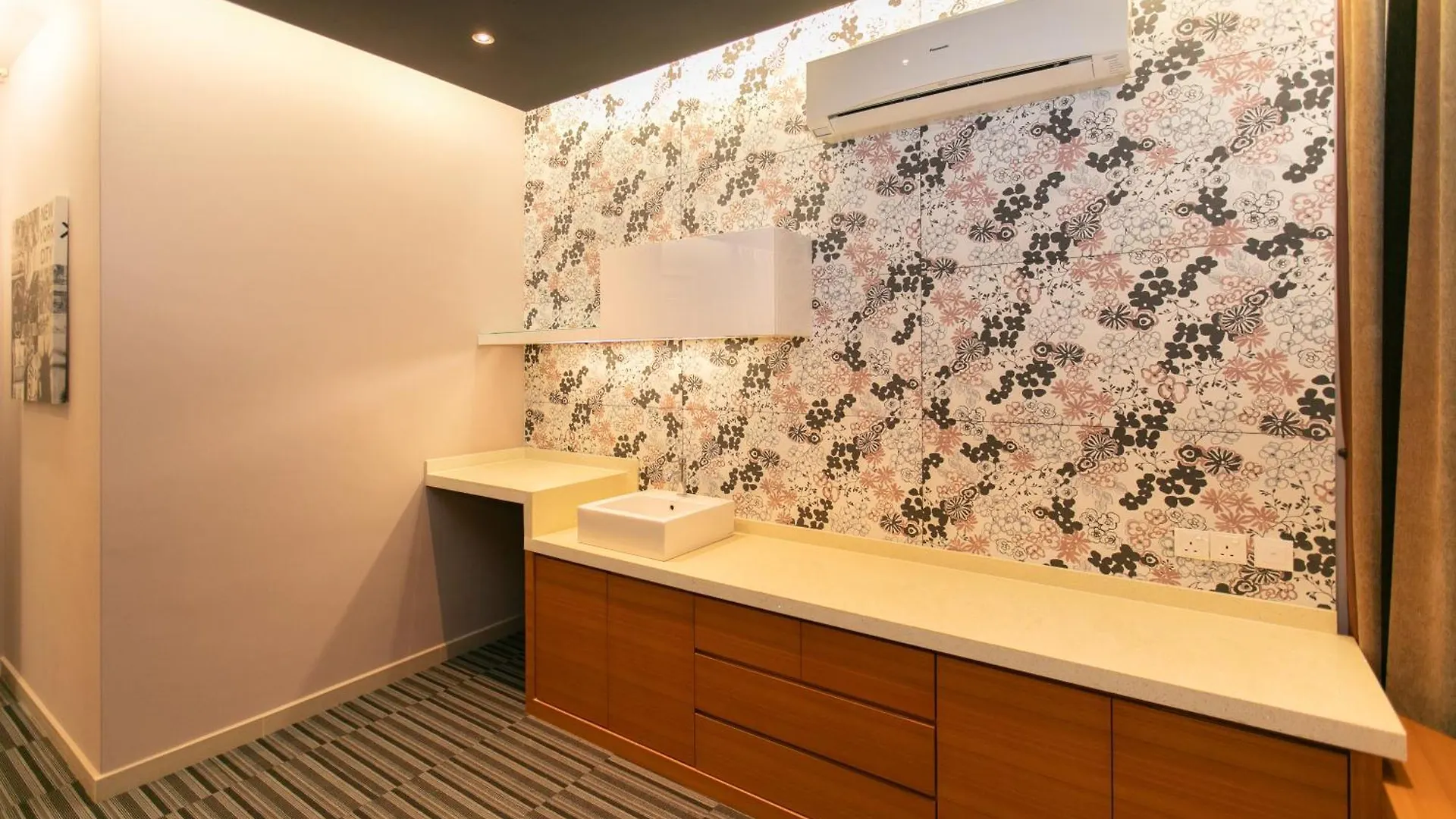 Villa Tanjung Bungah 5Br 18 Bungalow Ktv