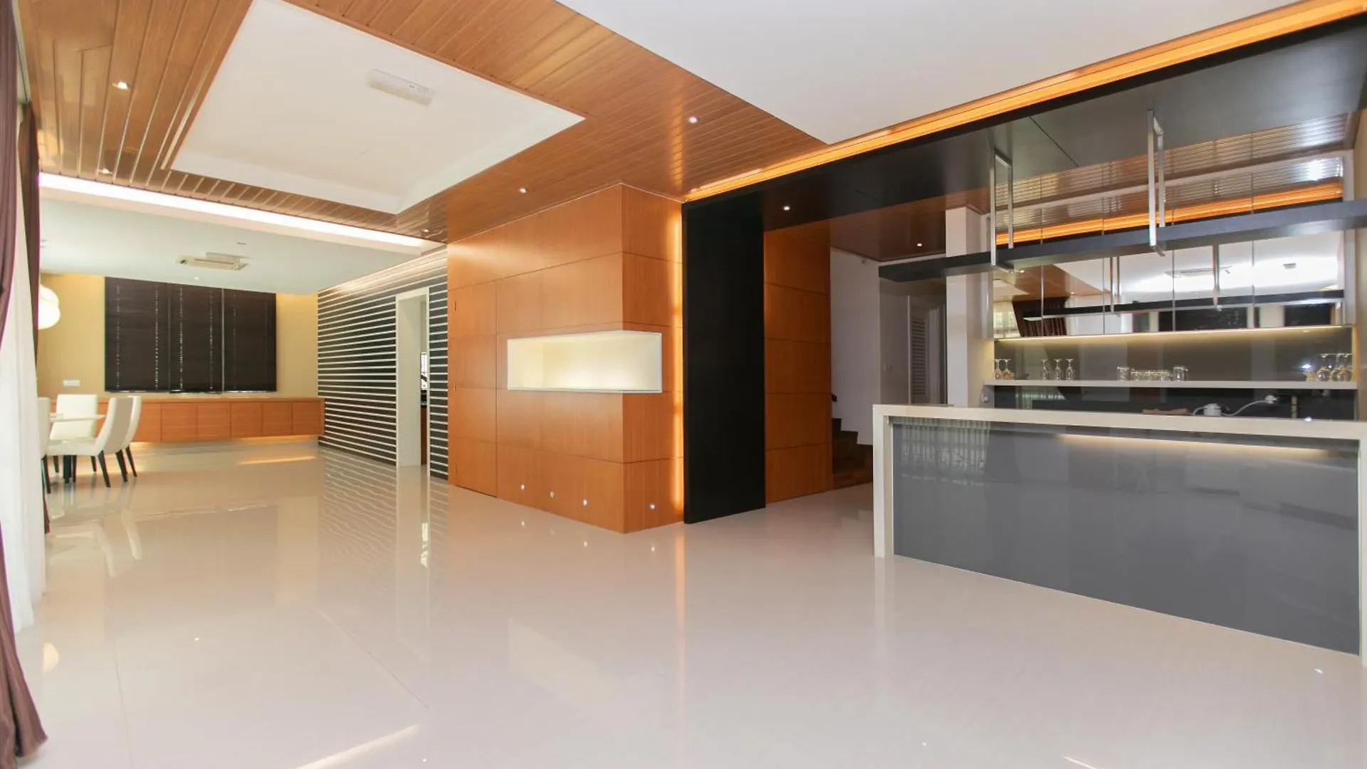 Villa Tanjung Bungah 5Br 18 Bungalow Ktv Malaysia