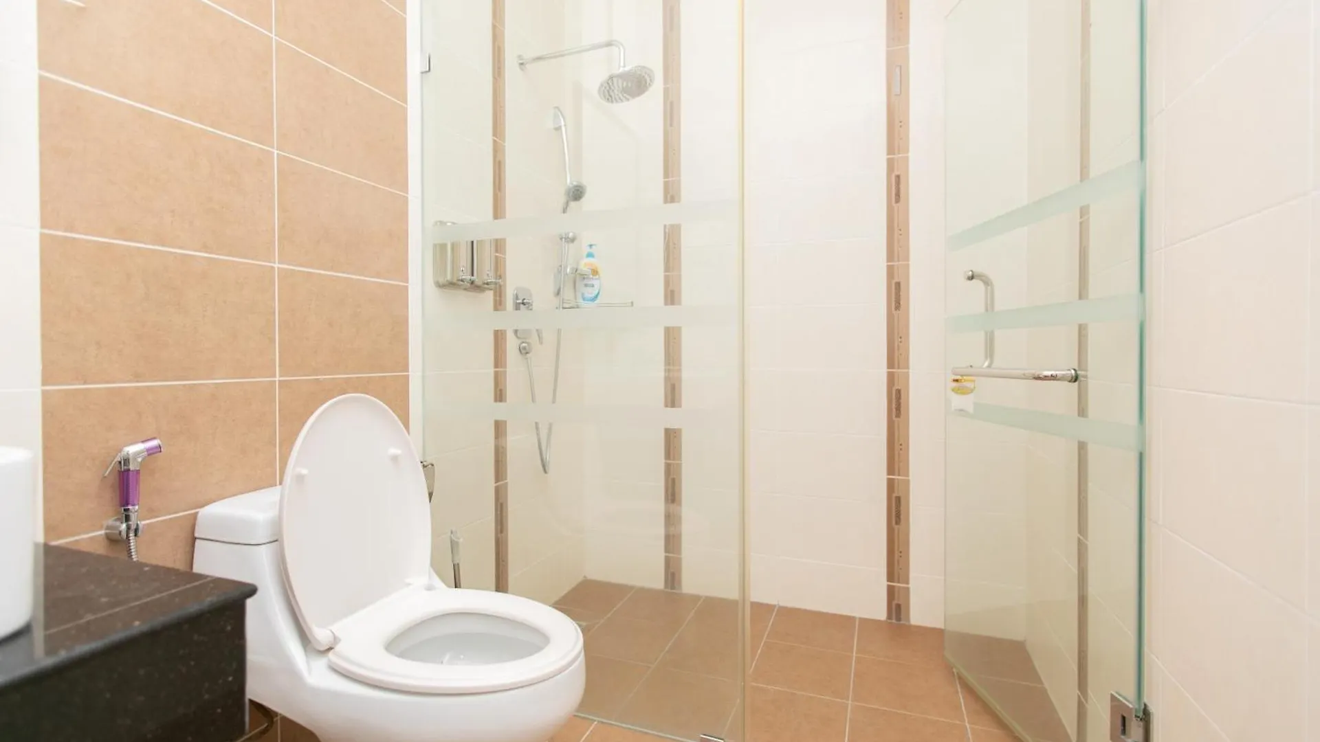 Tanjung Bungah 5Br 18 Bungalow Ktv Malaysia
