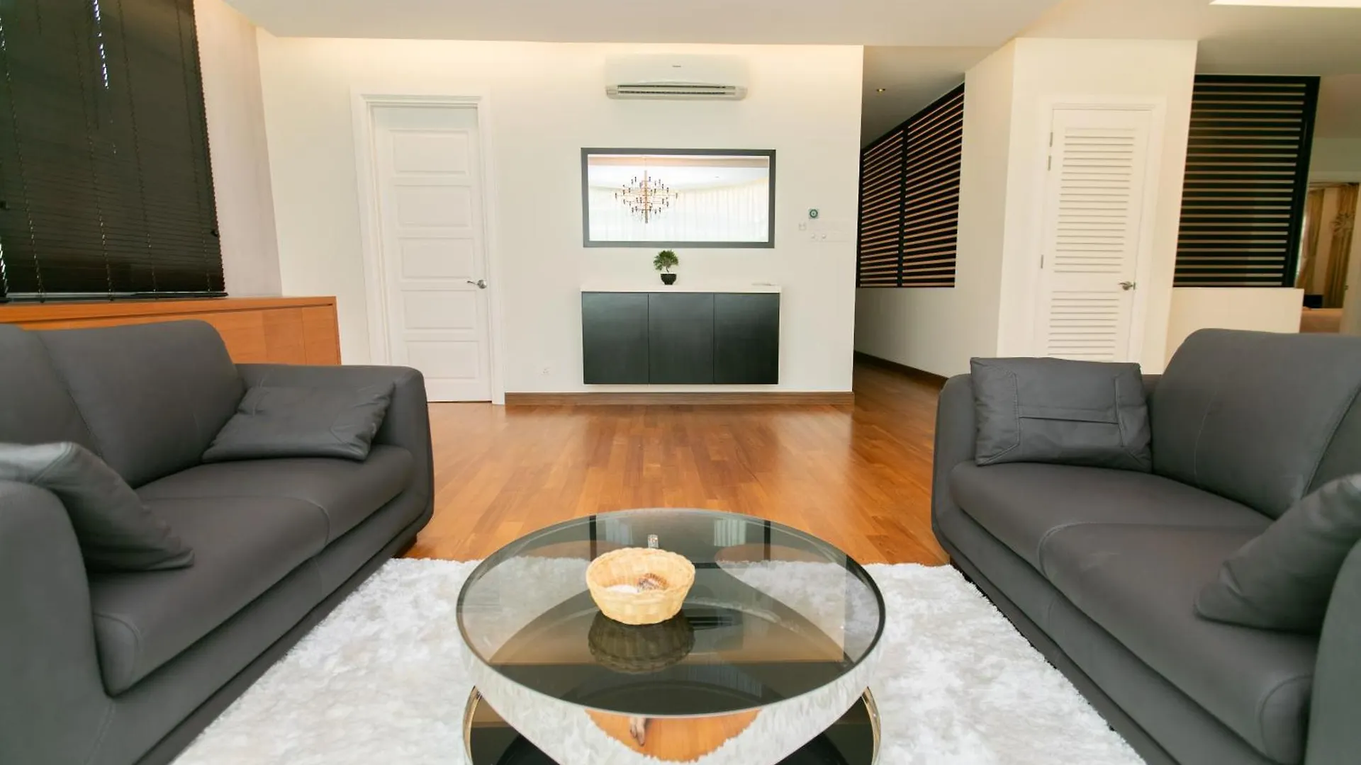 Villa Tanjung Bungah 5Br 18 Bungalow Ktv