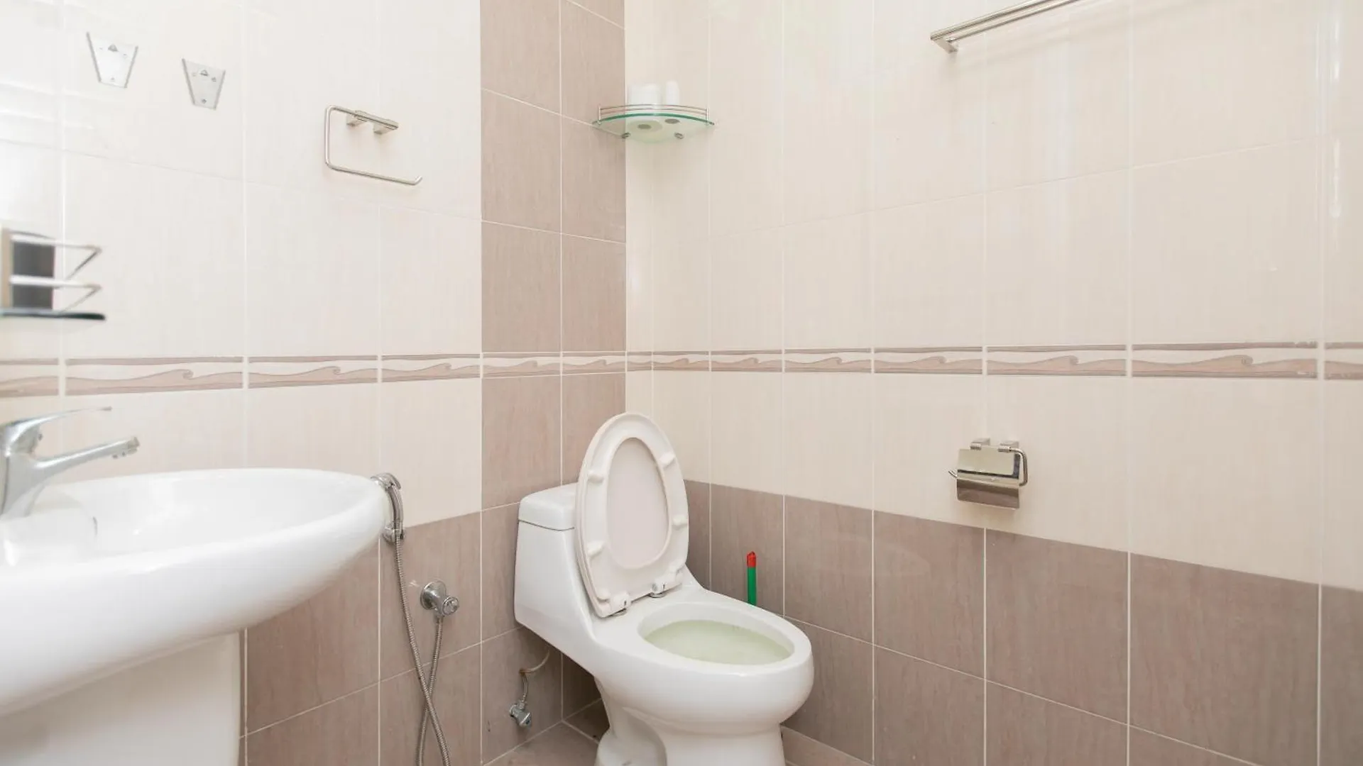 Tanjung Bungah 5Br 18 Bungalow Ktv